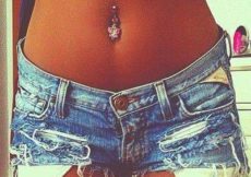 Absolute chic piercing in butterly design