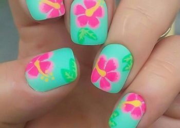 Marvelous Flowery Nail Art Design